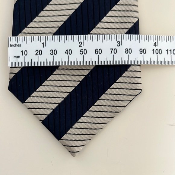 Simpson Piccadilly London Navy Silver Striped 100% Silk Tie - Picture 4 of 5